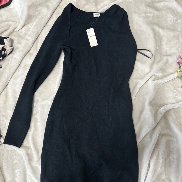 NWT ABERCROMBIE ASYMMETRICAL MINI SWEATER DRESS - Picture 1 of 3